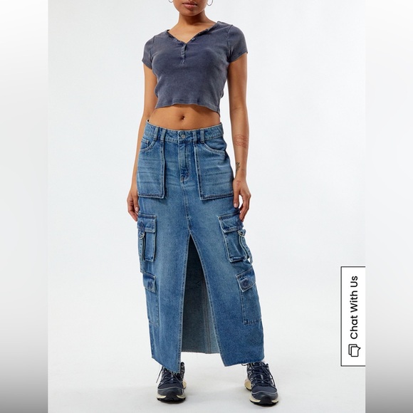 PacSun Dresses & Skirts - Pacsun Indigo Cargo Midi Skirt size Small high-rise stretchy material front slit